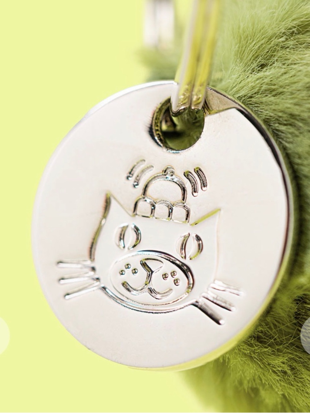Jellycat- Amuseables Pickle Bag Charm - Picture 2 of 2